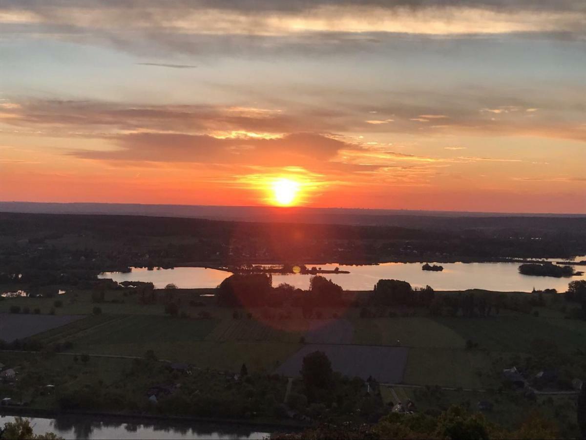 Appart Prive Dans Le Chateau Du Landin Le Landin Dış mekan fotoğraf